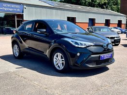 Toyota C-HR 1.8 C-HR Icon HEV CVT 5dr 4