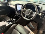 Volvo XC40 2.0 B4 MHEV Plus Black Edition DCT Auto Euro 6 (s/s) 5dr 32