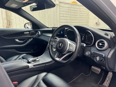 Mercedes-Benz C Class 2.0 C300d AMG Line (Premium) Saloon 4dr Diesel G-Tronic+ Euro 6 (s/s) (245 10