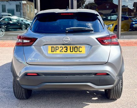 Nissan Juke 1.0 Juke N-Connecta DiG-T 5dr 6