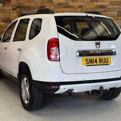 Dacia Duster 1.5 dCi Laureate SUV 5dr Diesel Manual Euro 5 (110 ps) 2