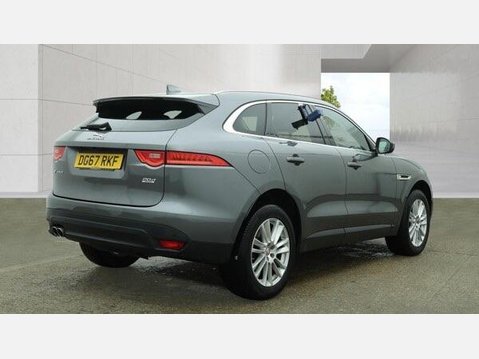 Jaguar F-Pace 2.0 D180 Portfolio Auto AWD Euro 6 (s/s) 5dr 5