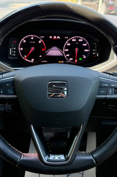 SEAT Tarraco TDI 4DRIVE XCELLENCE LUX DSG -7 SEATER -360 CAMS -CARPLAY -KEYLESS - 4X4 