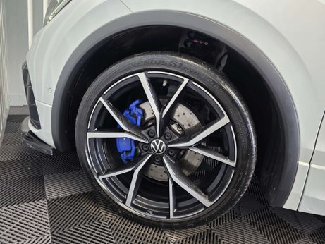 Volkswagen Tiguan 2.0 TSI R SUV 5dr Petrol DSG 4Motion Euro 6 (s/s) (320 ps) 23