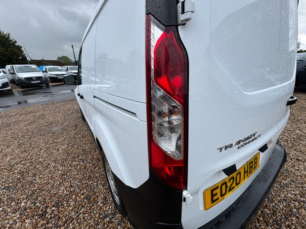 Ford Transit Connect SWB L1H1 [SOLD SM] Low Roof 200 Leader Sensors EURO 6 14