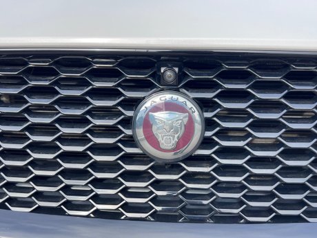 Jaguar E-Pace 2.0 D240 R-Dynamic HSE Auto AWD Euro 6 (s/s) 5dr 88