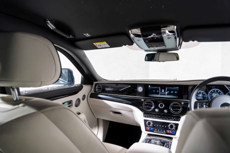Rolls-Royce Ghost V12. FULL PPF. STARLIGHT. H, C & M SEATS. REAR ENTERTAINMENT. HUD. 49
