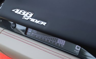 Ferrari 488 Spider 21