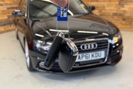 Audi A4 2.0 TFSI S line Estate 5dr Petrol S Tronic quattro Euro 5 (s/s) (211 ps) 61