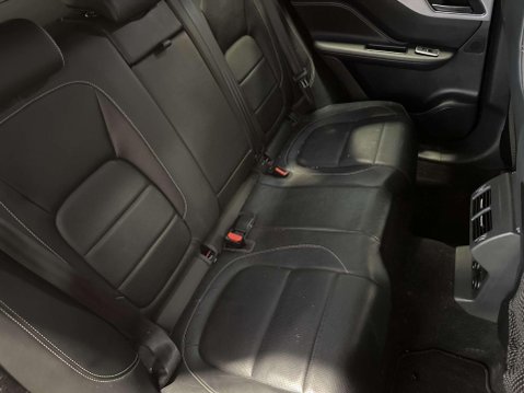 Jaguar F-Pace 2.0 D180 R-Sport Auto AWD Euro 6 (s/s) 5dr 7