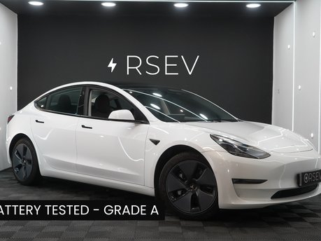 Tesla Model 3 LONG RANGE AWD One Owner Heat Pump Adaptive LEDs Pano Roof Black Interior