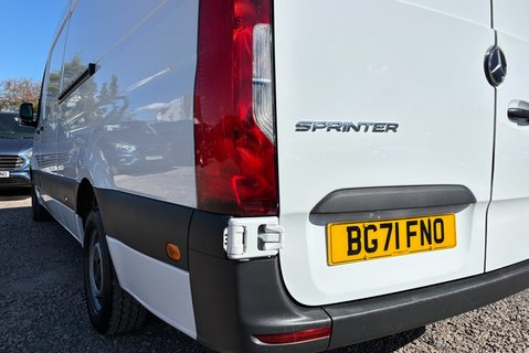 Mercedes-Benz Sprinter 315 Cdi Progressive Glass Frail Van 23