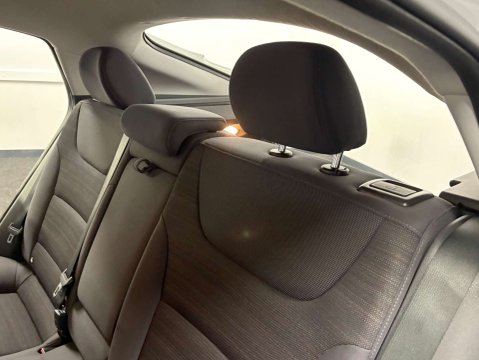 Hyundai IONIQ 1.6 IONIQ Premium FHEV Semi-Auto 5dr 45
