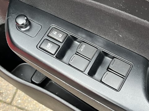 Suzuki Swift 1.2 SZ2 5dr 19