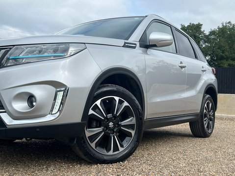 Suzuki Vitara SZ5 BOOSTERJET MHEV 15