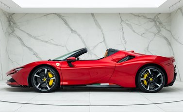 Ferrari SF90 Spider 3