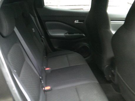 Nissan Juke DIG-T N-CONNECTA DCT ONLY 31,000 MILES FROM NEW 12