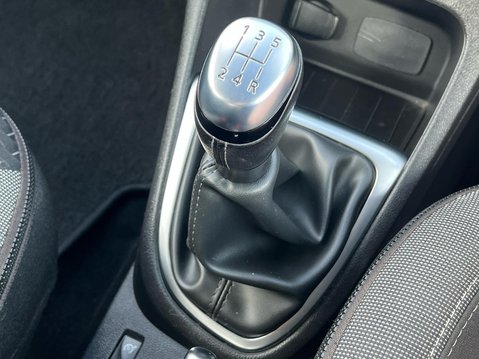 Renault Captur DYNAMIQUE NAV TCE 32