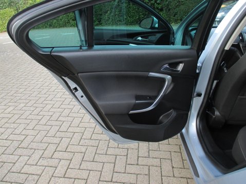 Vauxhall Insignia 1.8 16V SRi Euro 5 5dr 48