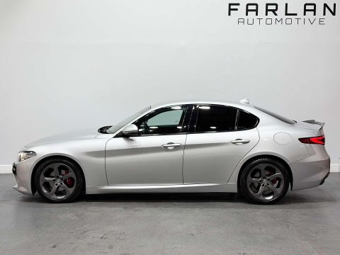 Alfa Romeo Giulia 2.2 TD Speciale Saloon 4dr Diesel Auto Euro 6 (s/s) (180 ps) 23