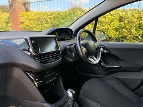 Peugeot 208 1.2 208 Tech Edition S/S 5dr 31