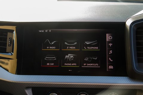 Audi A1 SPORTBACK TFSI S LINE 22