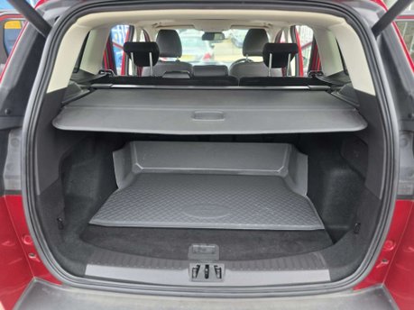 Ford Kuga 2.0 TDCi Titanium SUV 5dr Diesel Powershift AWD Euro 6 (s/s) (180 ps) 35