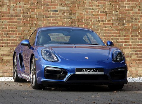 Porsche Cayman GTS 1