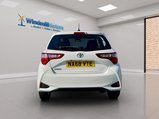 Toyota Yaris 1.5 VVT-i Icon Tech Euro 6 5dr 9