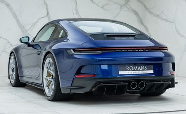 Porsche 911 GT3 Touring (992) 7