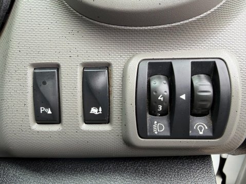 Renault Trafic 1.6 dCi 27 Business+ Panel Van 5dr Diesel Manual SWB Standard Roof Euro 5 ( 22