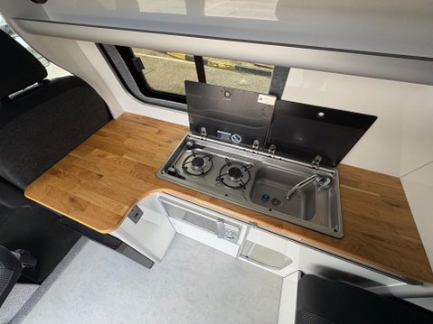 Volkswagen Transporter T7 Rebellion 3