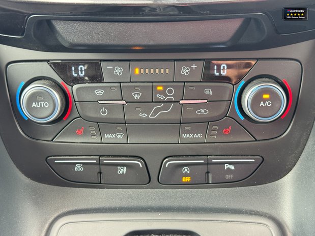 Ford Transit Connect AUTO LWB L2H1 Low Roof 250 Sport Air Con SELECT 33