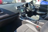 Renault Kadjar SIGNATURE NAV TCE AUTOMATIC..GLASS ROOF.9 SERVICES 20