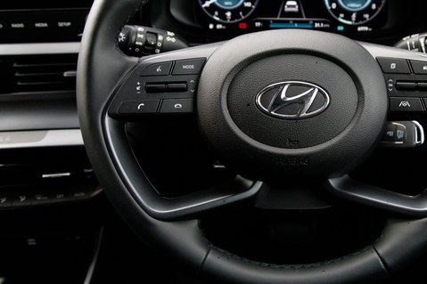 Hyundai i20 T-GDI PREMIUM MHEV 18
