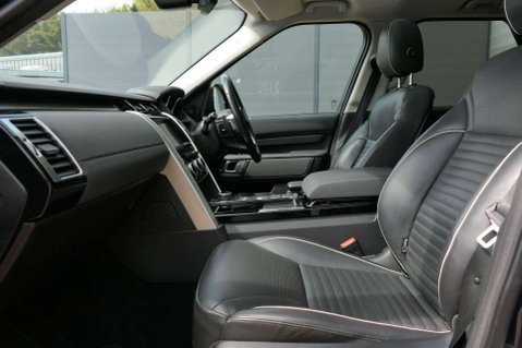 Land Rover Discovery TD6 HSE 27