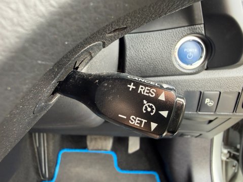 Toyota Auris VVT-I EXCEL HYBRID AUTO 41