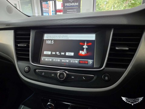 Vauxhall Crossland X 1.6 Turbo D ecoTEC SE Euro 6 (s/s) 5dr 75