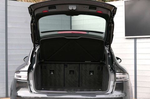 Porsche Macan 2.9T V6 GTS SUV 5dr Petrol PDK 4WD Euro 6 (s/s) (440 ps) 18