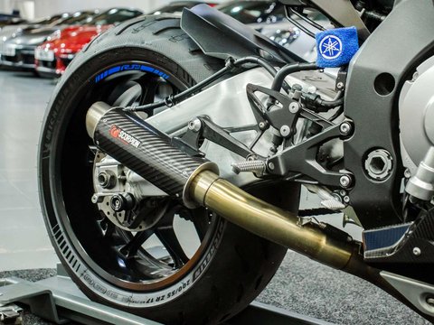Yamaha R1M 1000 Super Sports Petrol Manual (200 ps) 29
