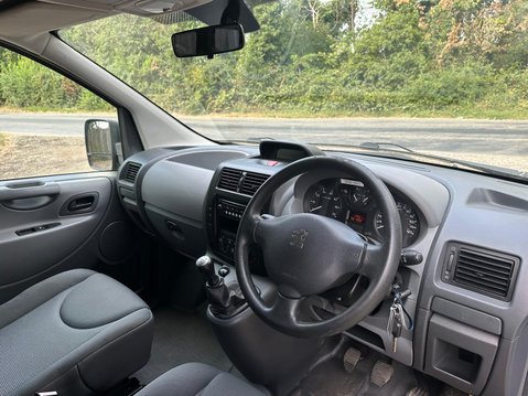 Peugeot Expert TEPEE COMFORT L1 HDI 6STR 9