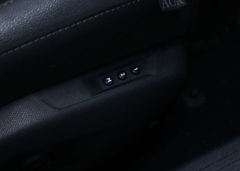 Vauxhall Astra 1.2 Astra Ultimate Turbo Auto 5dr 36