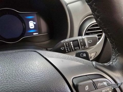 Hyundai KONA 39kWh SE Auto 5dr (10.5kW Charger) 60