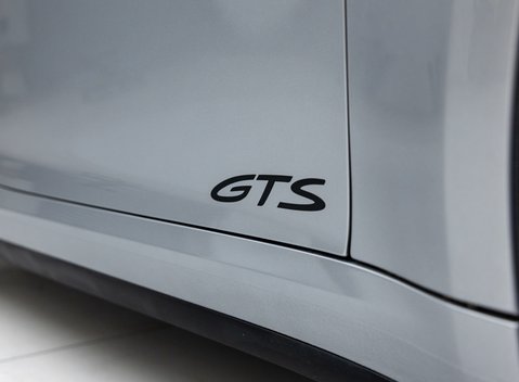 Porsche 911 Targa 4 GTS (992) 46