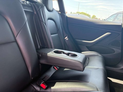 Tesla Model 3 (Dual Motor) Performance Auto 4WDE 4dr (Performance Upgrade) 45