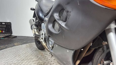 Suzuki GSX GSX750F 2000 31K RUNNING SPARES OR REPAIR PROJECT BIKE 750CC SPORTS TOURER 8