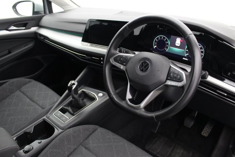 Volkswagen Golf 5dr 1.0 TSi Life 8