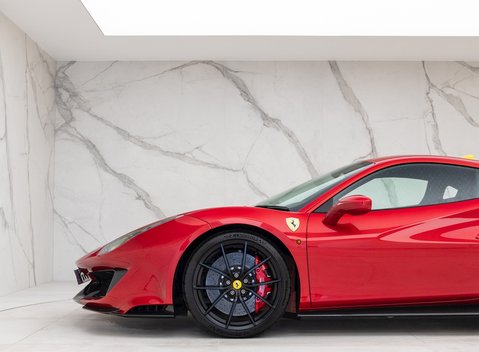 Ferrari 488 Pista 21