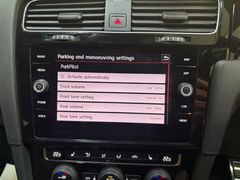 Volkswagen Golf 2.0 TSI GTI Performance DSG Euro 6 (s/s) 5dr 38