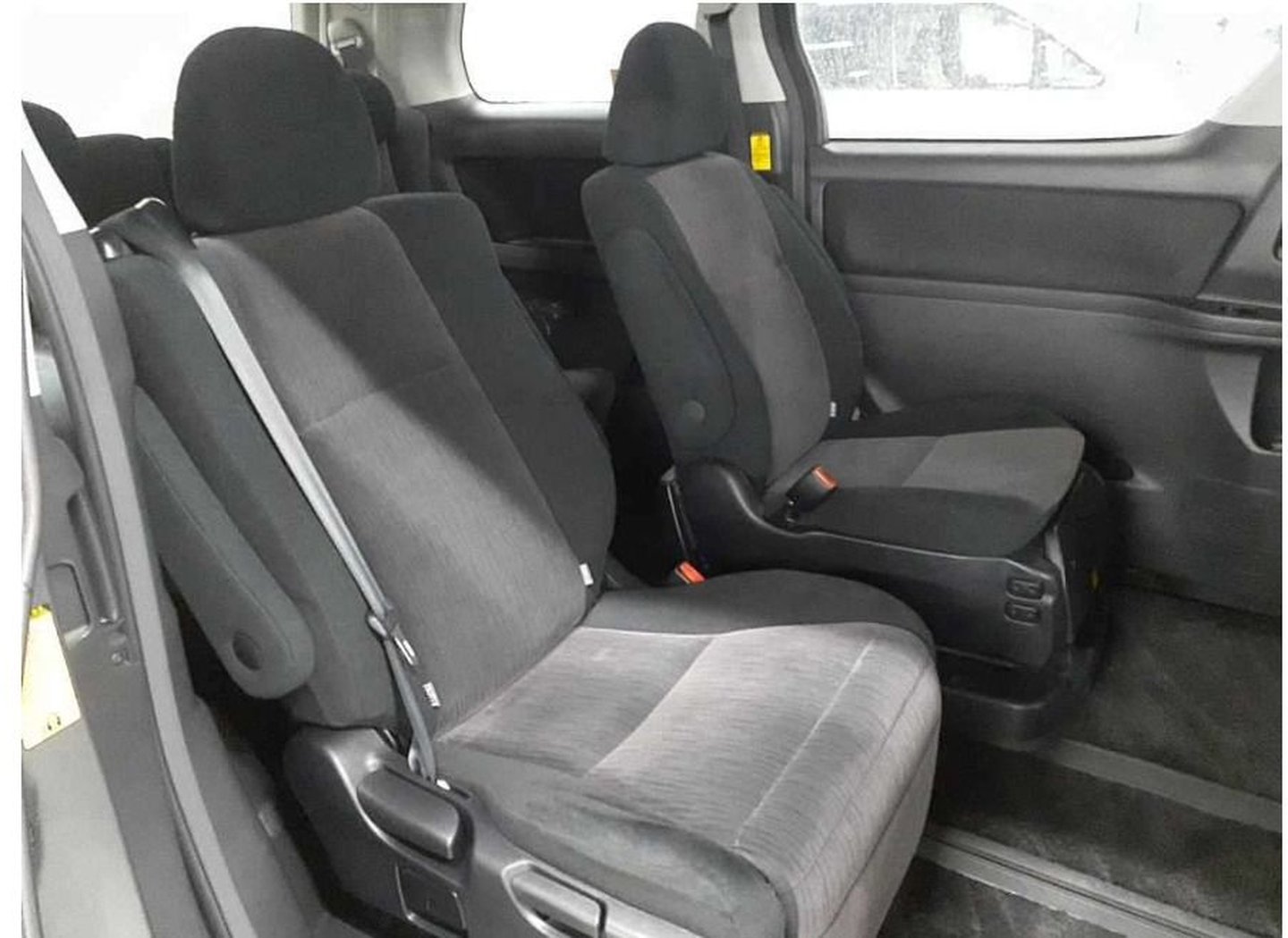 2012 Toyota Alphard JDM car for sale — photo 11 of 25